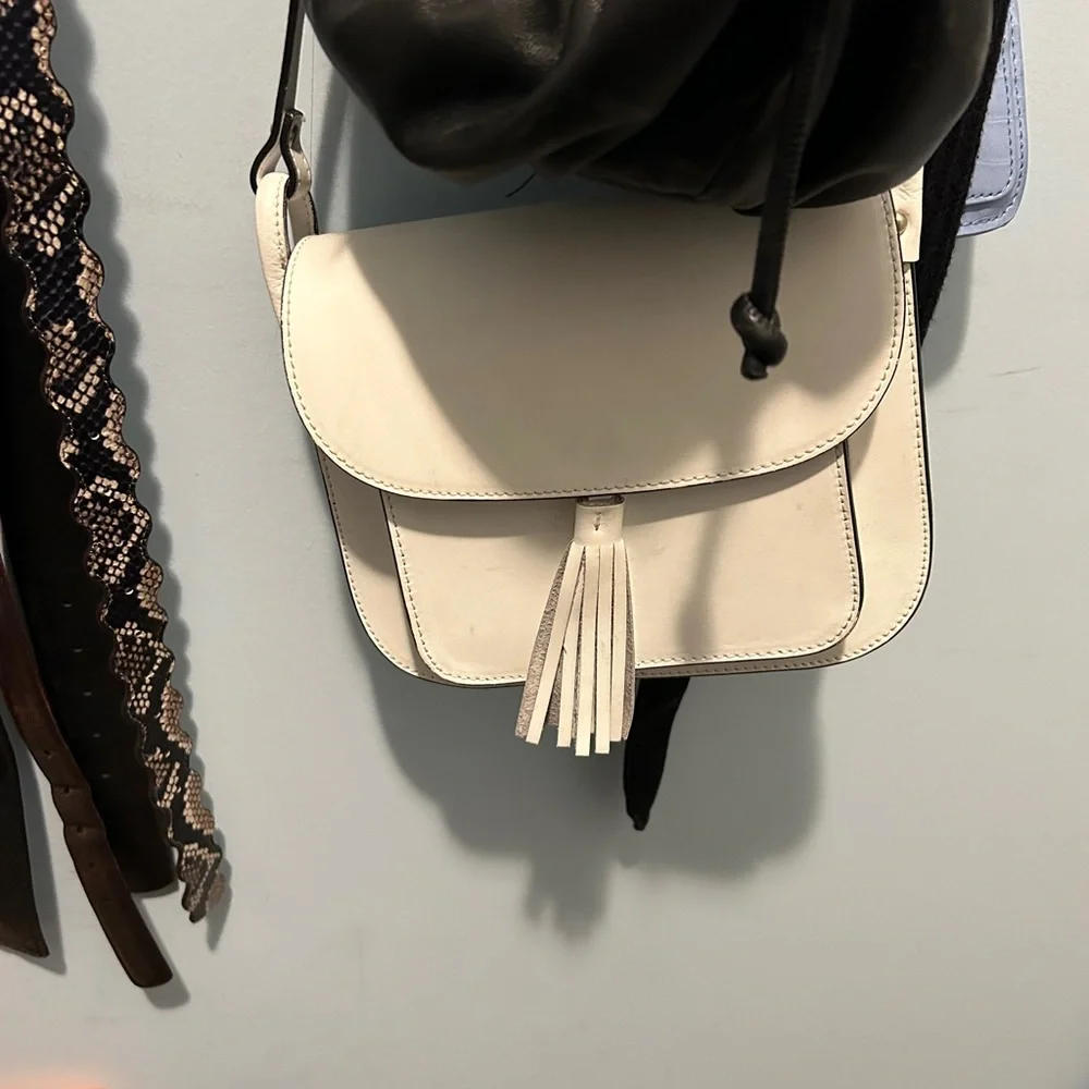 Genuine leather Italian white crossbody - Picture 4 of 5